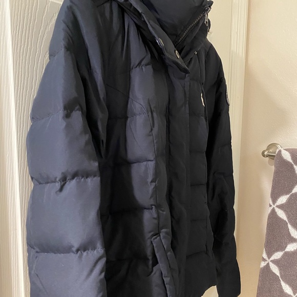 Abercrombie & Fitch puffer Jacket - Picture 7 of 8